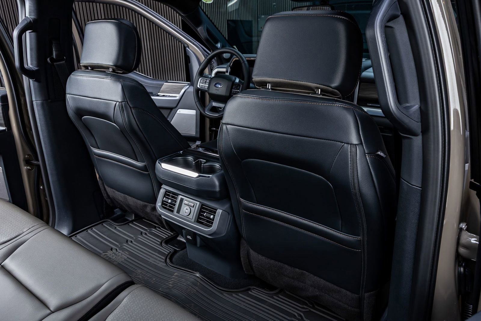 Used 2026 Ford F150 Lariat AWD/4WD image 32