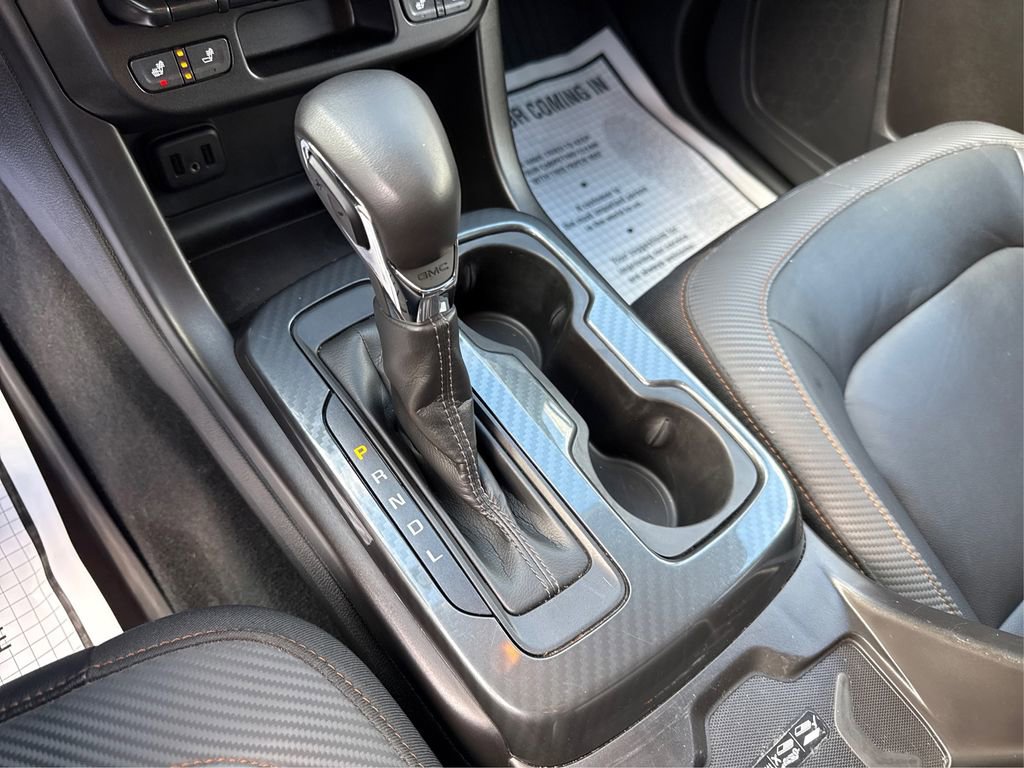 Used 2022 GMC Canyon AT4 image 35