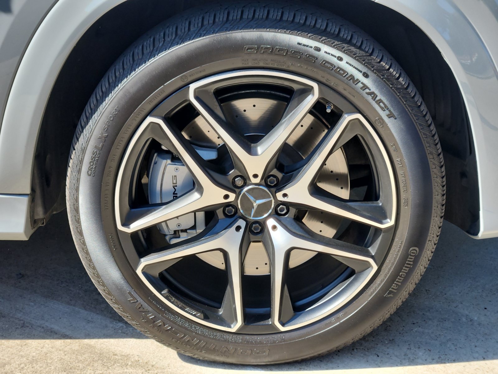 Used 2025 Mercedes-Benz GLE 53 AMG 4MATIC image 27