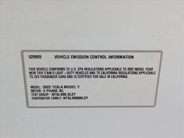 Used 2022 Tesla Model Y Performance image 25