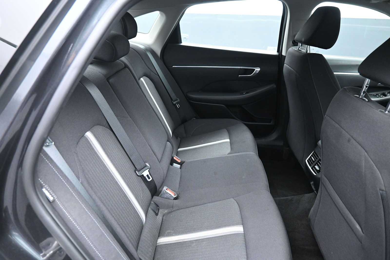 Certified 2023 Hyundai Sonata SEL w/ Convenience Package FWD image 24