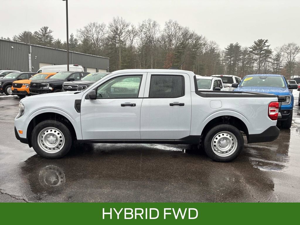 New 2025 Ford Maverick XL image 2