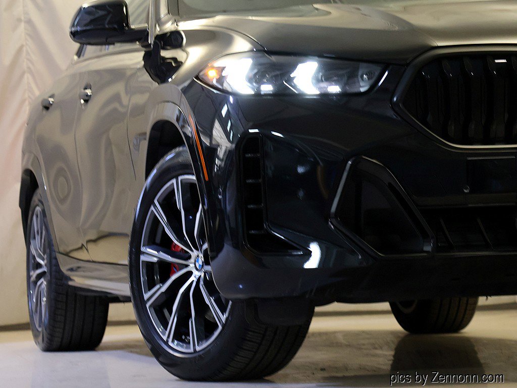 Certified 2025 BMW X6 xDrive40i w/ Executive Package AWD/4WD image 4