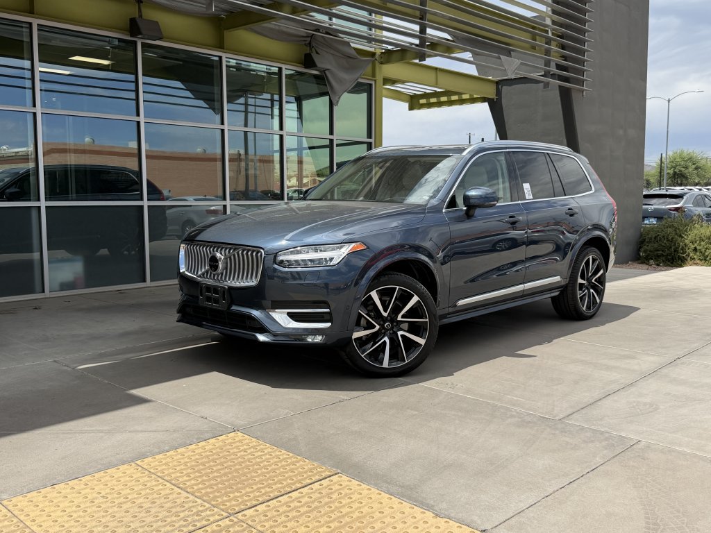 Used 2024 Volvo XC90 B6 Ultimate w/ Lounge Package AWD/4WD image 1