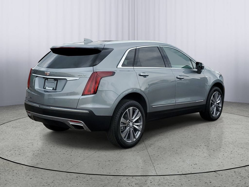 Certified 2024 Cadillac XT5 Premium Luxury FWD image 3