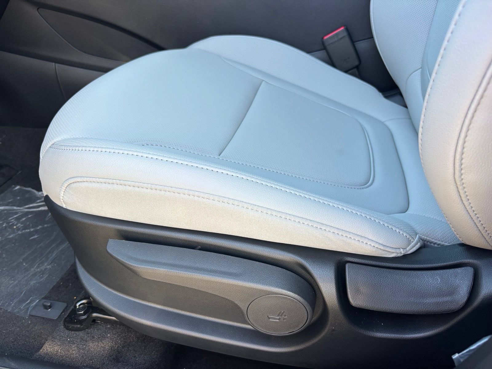 New 2027 Hyundai Santa Cruz SE FWD image 14