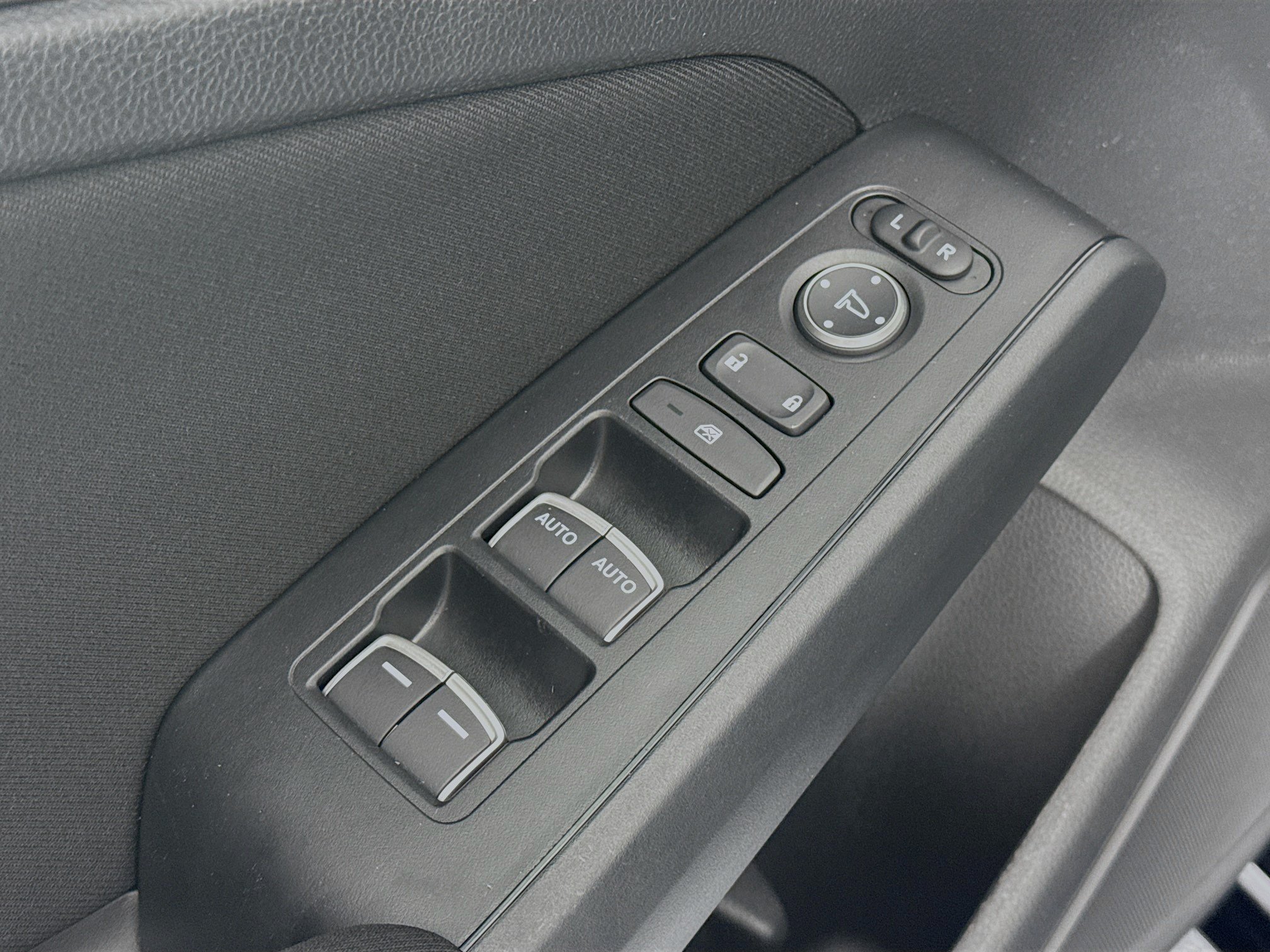 Certified 2023 Honda Civic LX image 17