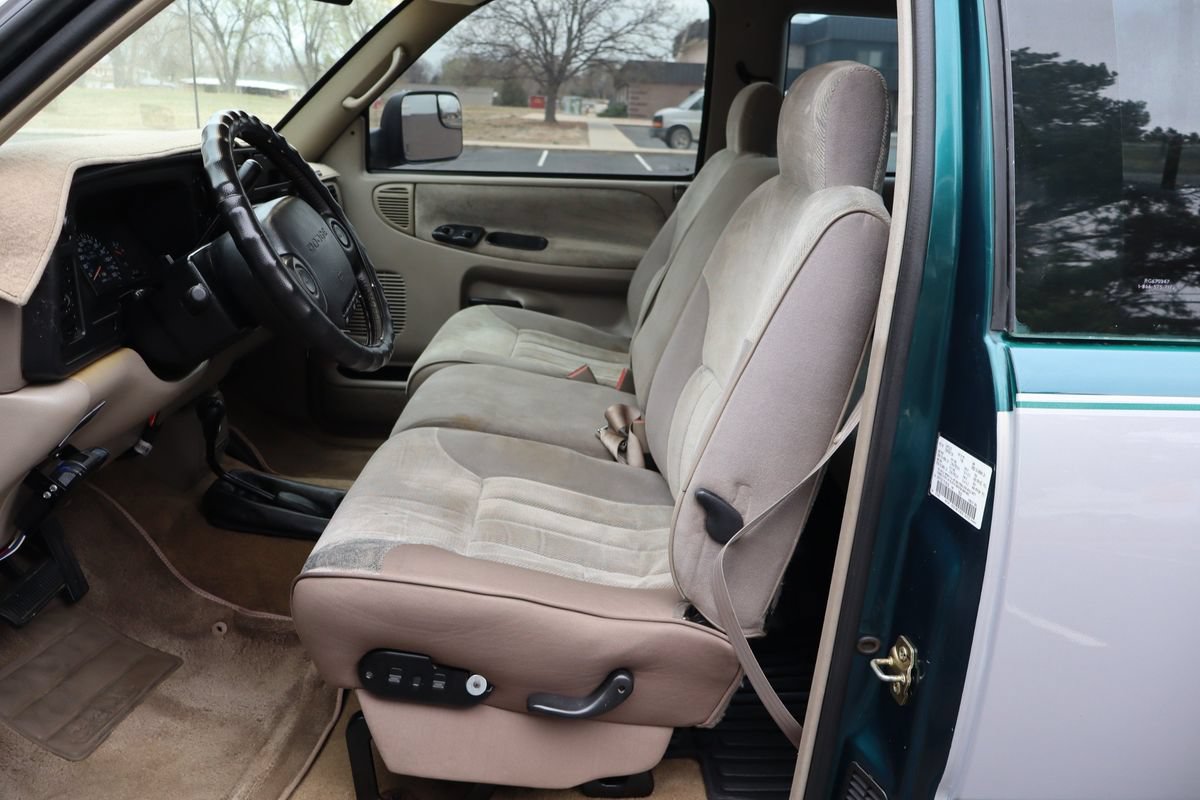 Used 1996 Dodge Ram 2500 Truck 4x4 Club Cab image 19