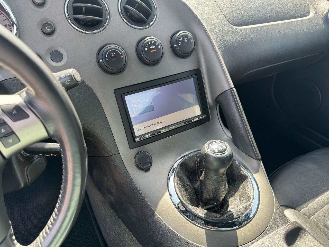 Used 2006 Pontiac Solstice Convertible w/ Premium Package RWD image 36