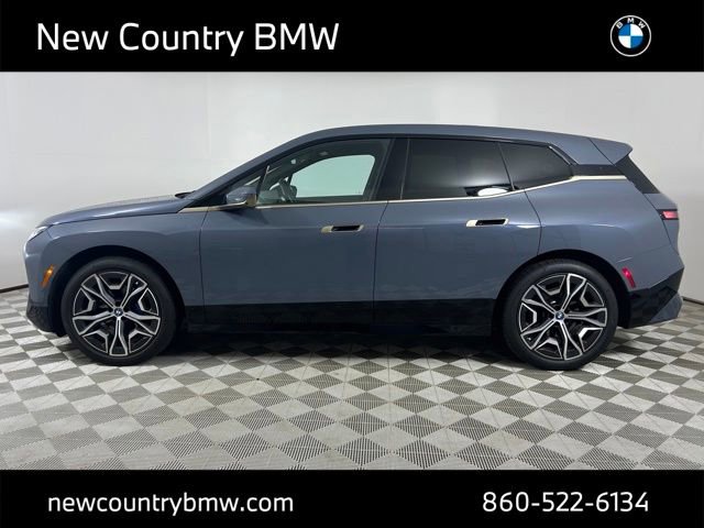 Used 2023 BMW iX xDrive50 w/ Ultimate Package 2 image 4