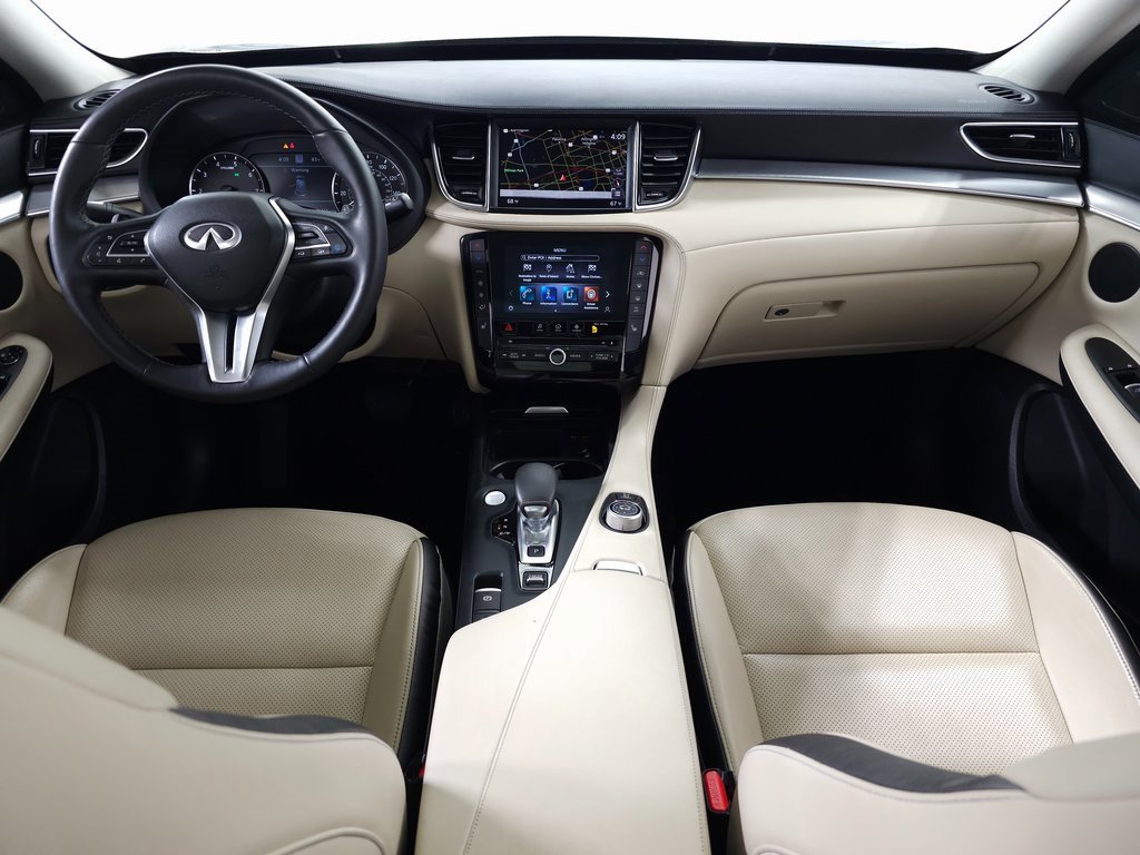 Used 2021 INFINITI QX50 Essential w/ Convenience Package image 14