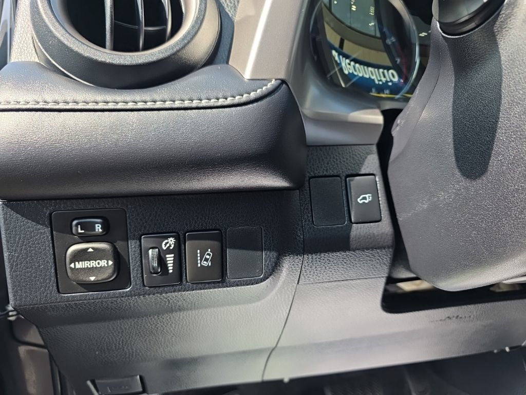 Used 2017 Toyota RAV4 Limited w/ Advanced Technology Package FWD image 38