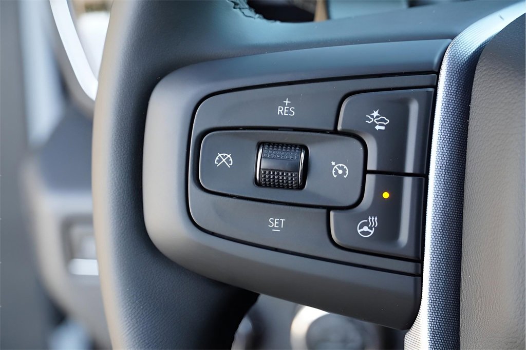 New 2026 GMC Sierra 1500 SLT image 15