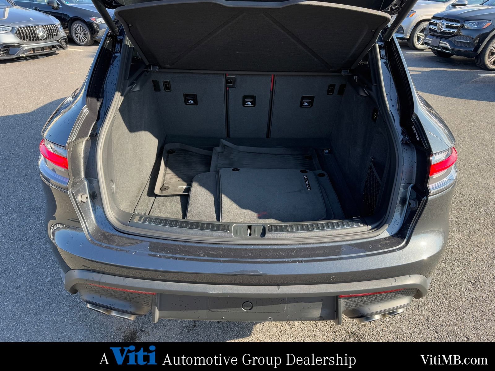 Used 2024 Porsche Macan S image 23