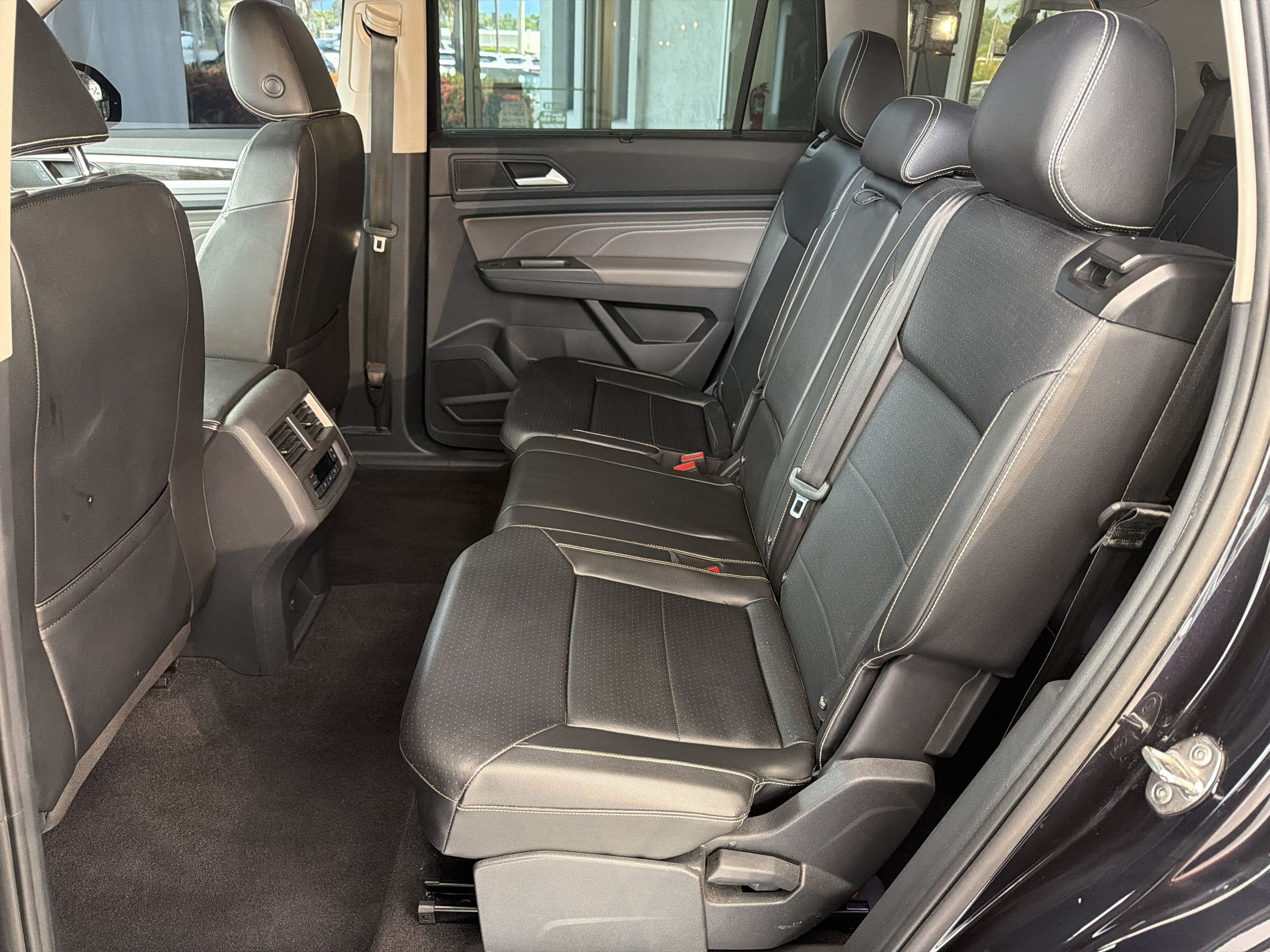 Used 2022 Volkswagen Atlas SE FWD image 22