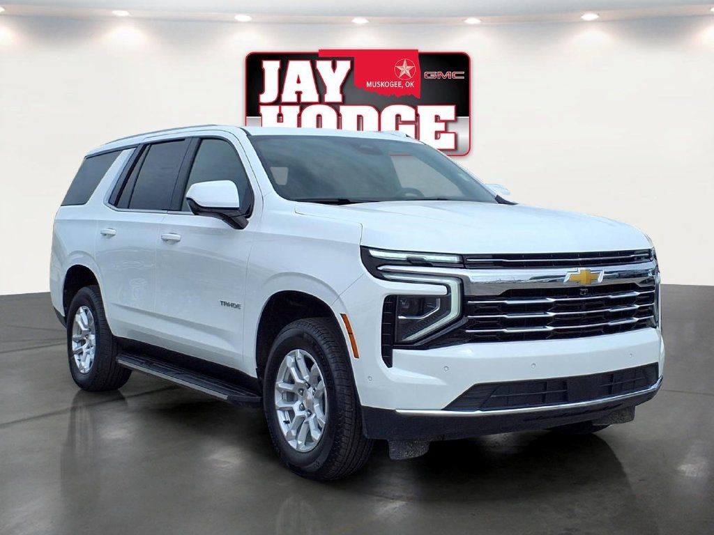 Used 2025 Chevrolet Tahoe LT AWD/4WD image 3