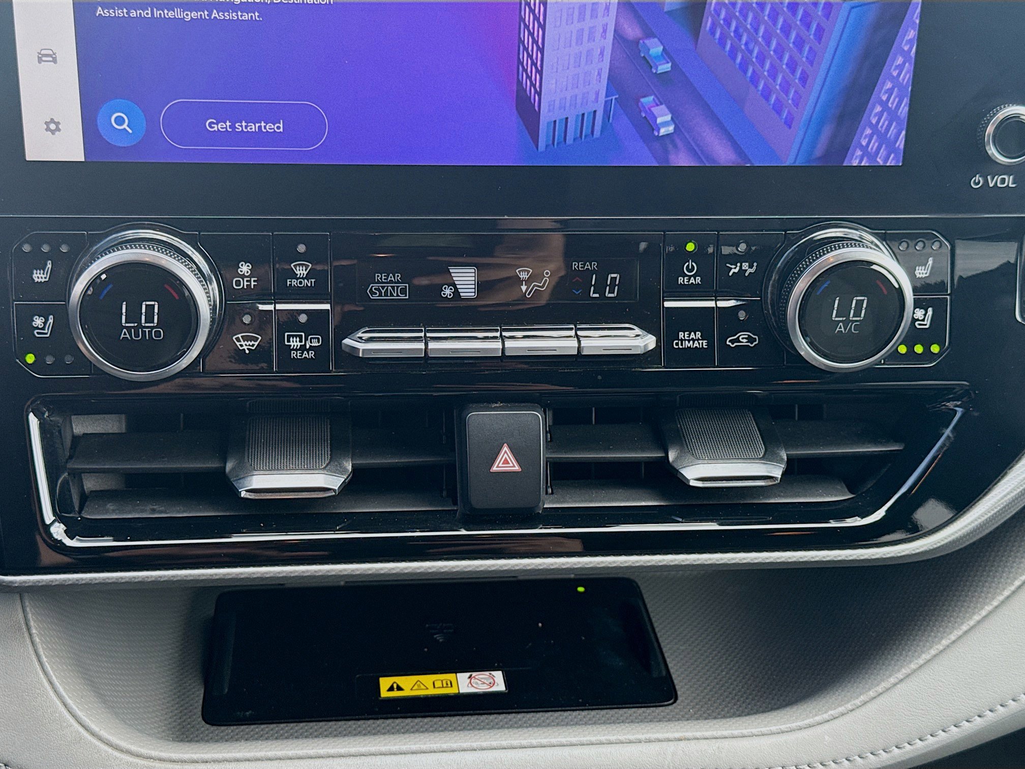 Used 2023 Toyota Highlander Platinum FWD image 15