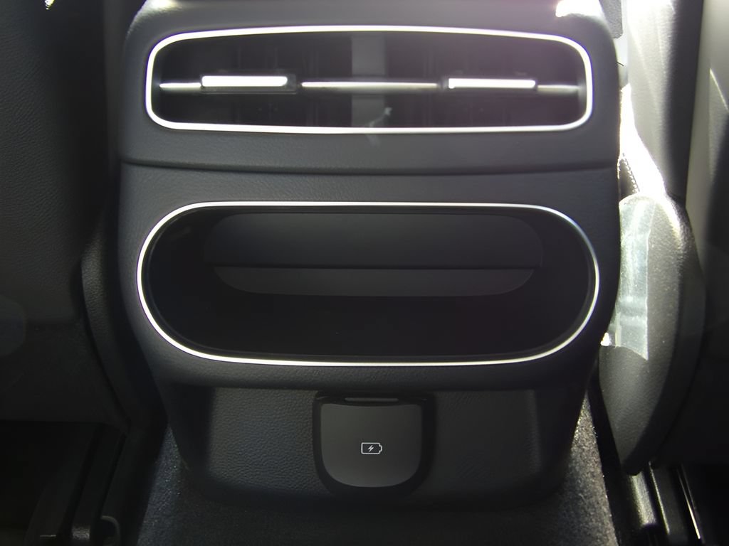 Used 2025 Genesis GV70 2.5T AWD/4WD image 47