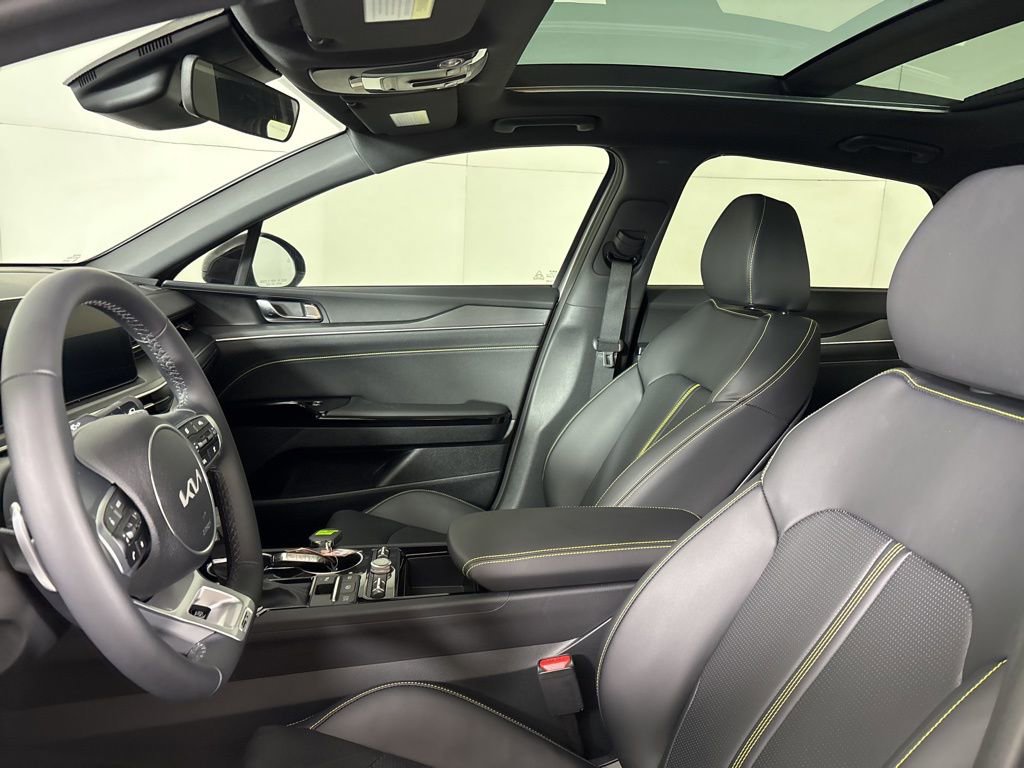 New 2026 Kia K5 GT FWD image 18