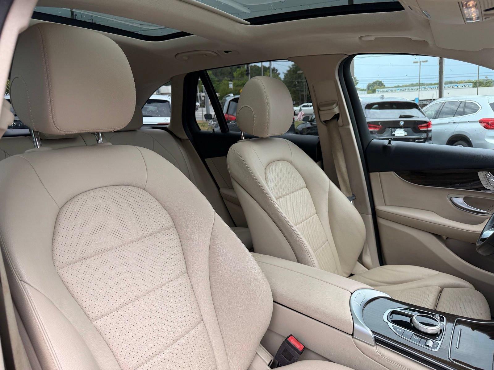 Used 2019 Mercedes-Benz GLC 300 image 35