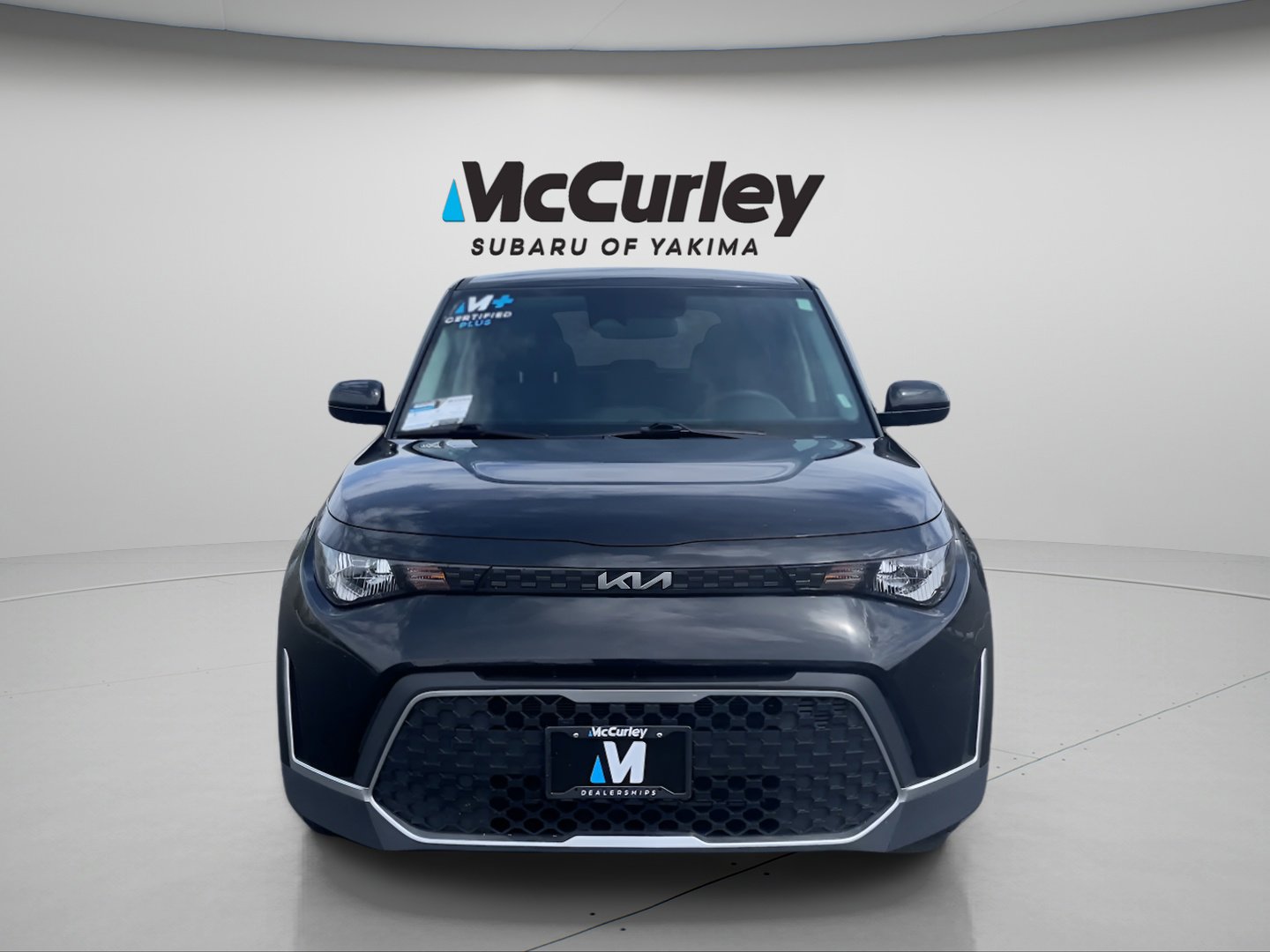 Used 2024 Kia Soul LX w/ Option Group 015 FWD image 2