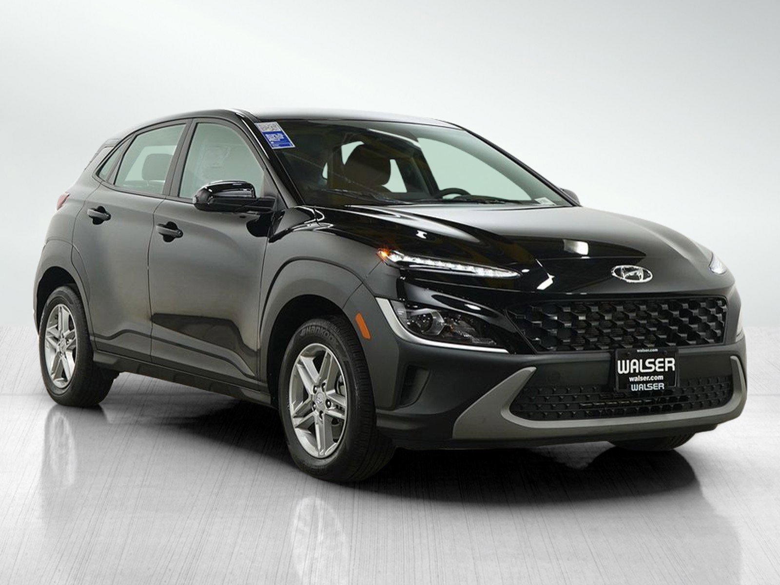 Used 2023 Hyundai Kona SE image 7