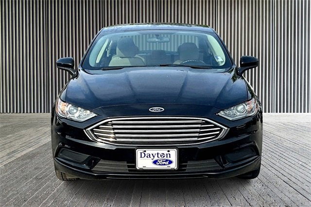Used 2017 Ford Fusion S image 3
