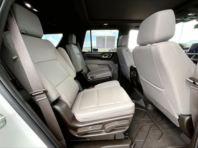 Used 2023 Chevrolet Tahoe Z71 w/ Luxury Package image 16