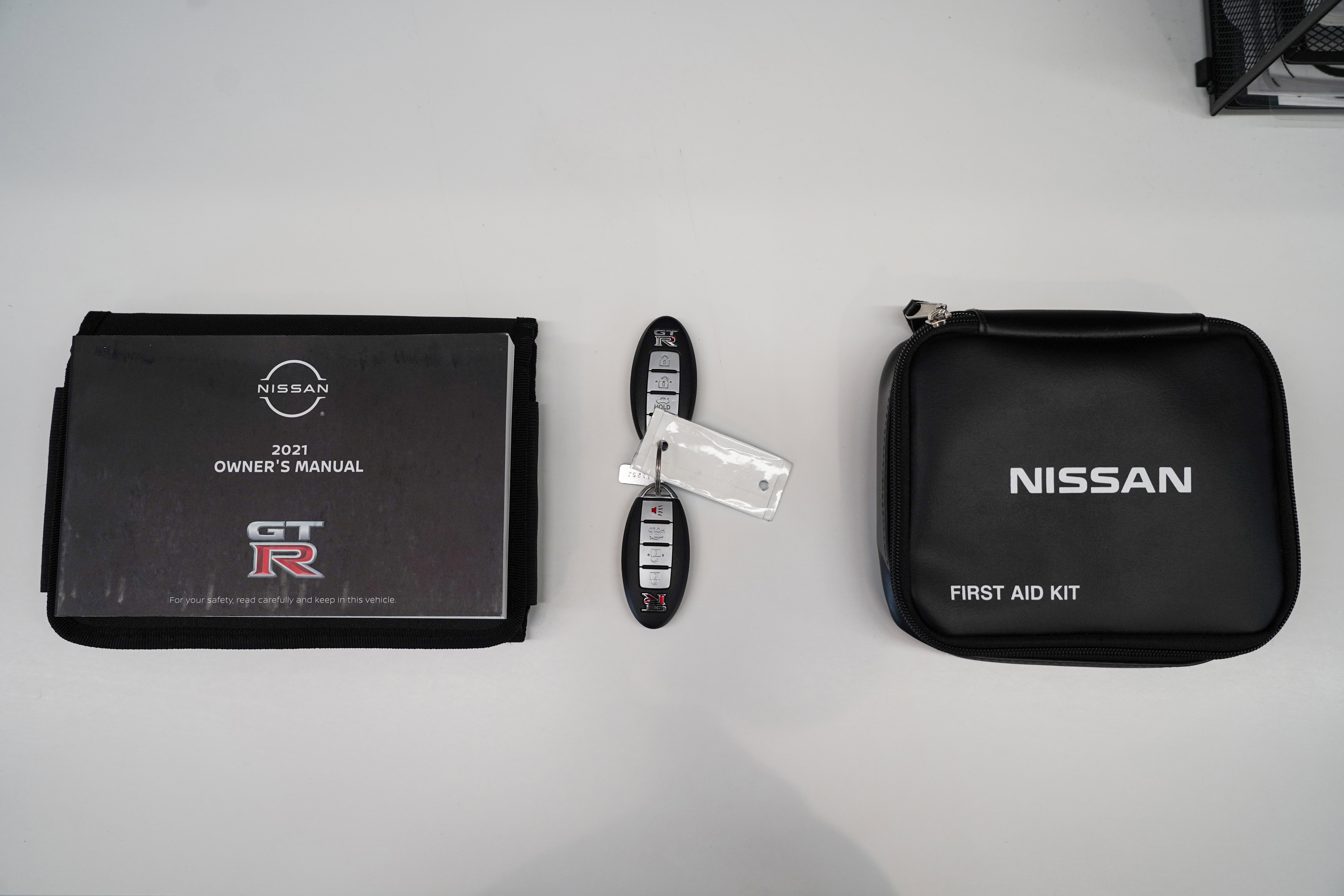 Used 2021 Nissan GT-R Premium AWD/4WD image 38