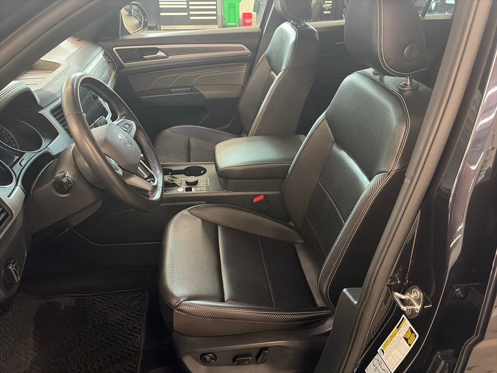 Used 2021 Volkswagen Atlas Cross Sport SE w/ Panoramic Sunroof Package AWD/4WD image 10