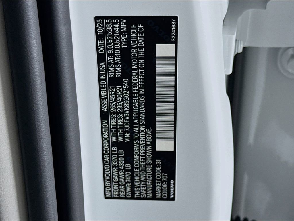 New 2025 Volvo EX90 Plus w/ Protection Package Premier image 33