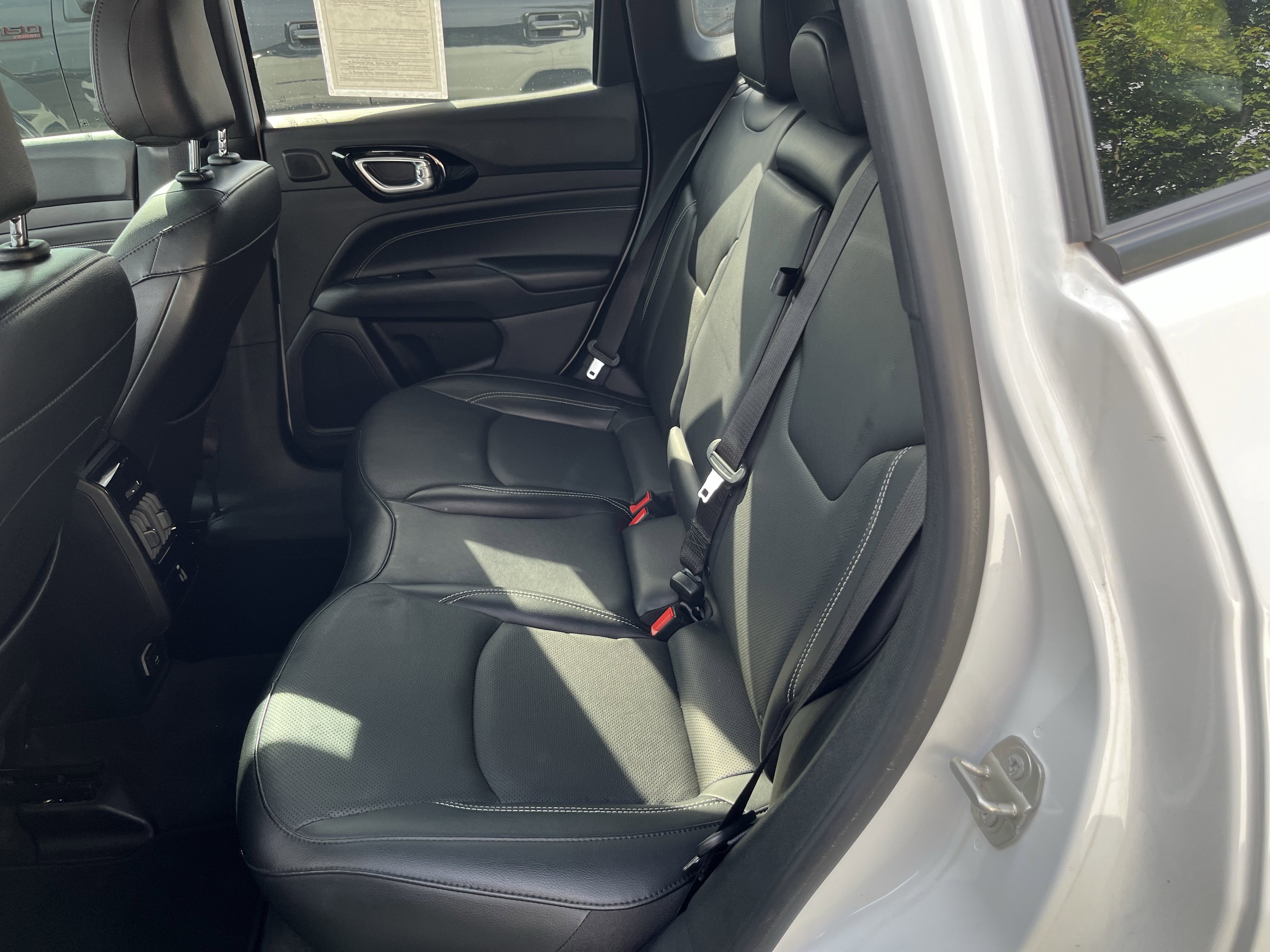 Used 2023 Jeep Compass High Altitude image 15