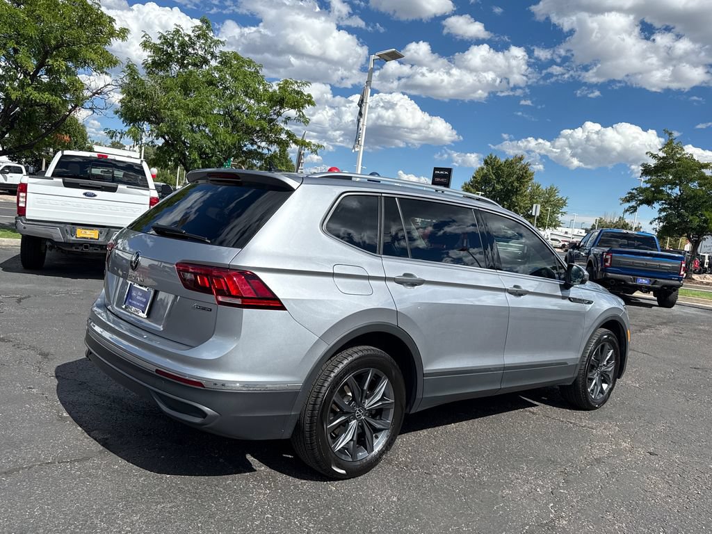 Used 2023 Volkswagen Tiguan SE AWD/4WD image 9