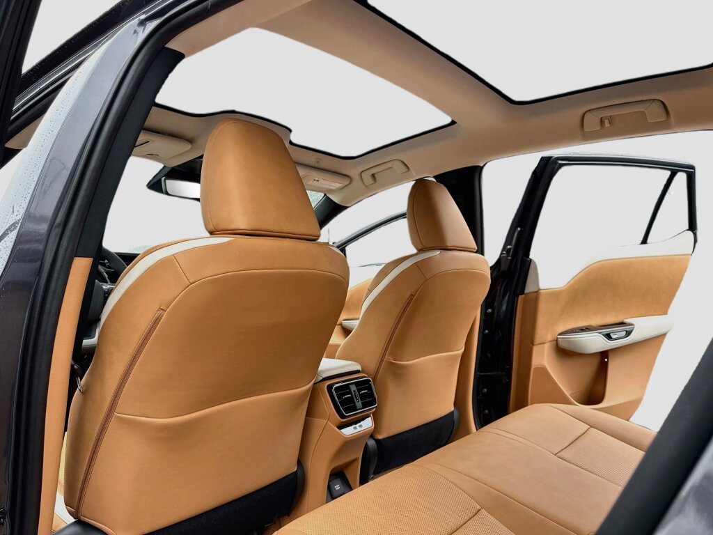 New 2026 Lexus RZ 450e AWD w/ Technology Package image 7