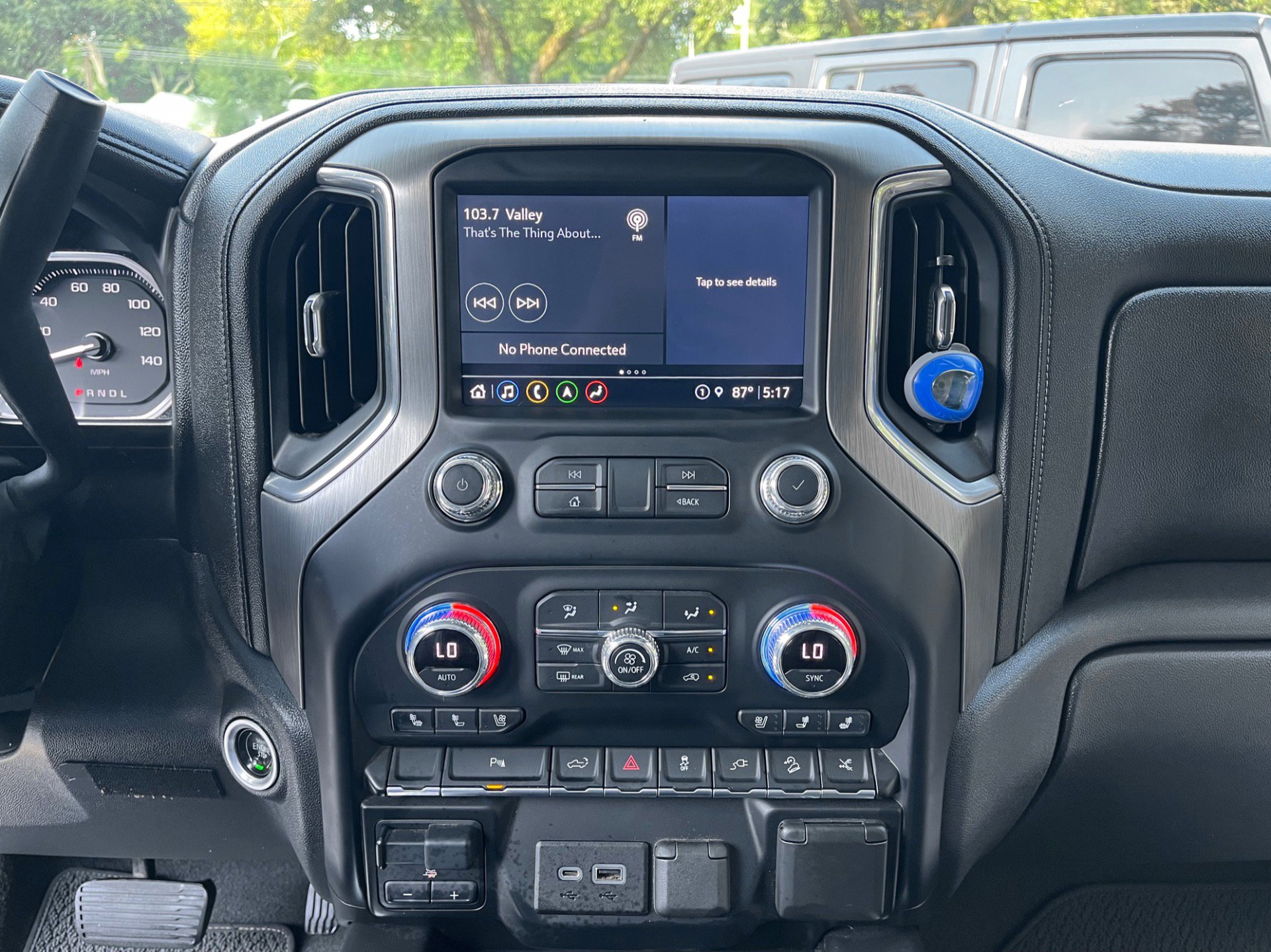 Used 2021 GMC Sierra 1500 Denali w/ Denali Premium Package image 25