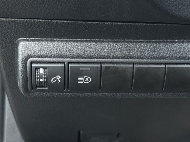 Used 2024 Toyota Corolla LE FWD image 22