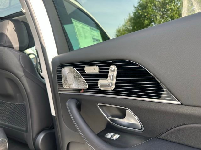 New 2026 Mercedes-Benz GLS 450 4MATIC image 21