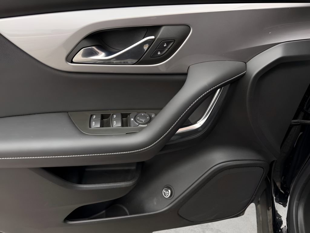 Used 2023 Chevrolet Blazer LT w/ Midnight/Sport Edition image 25