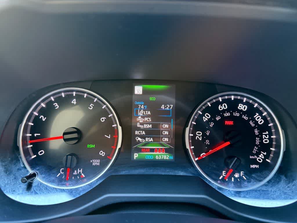 Used 2022 Toyota RAV4 XLE w/ Convenience Package FWD image 19