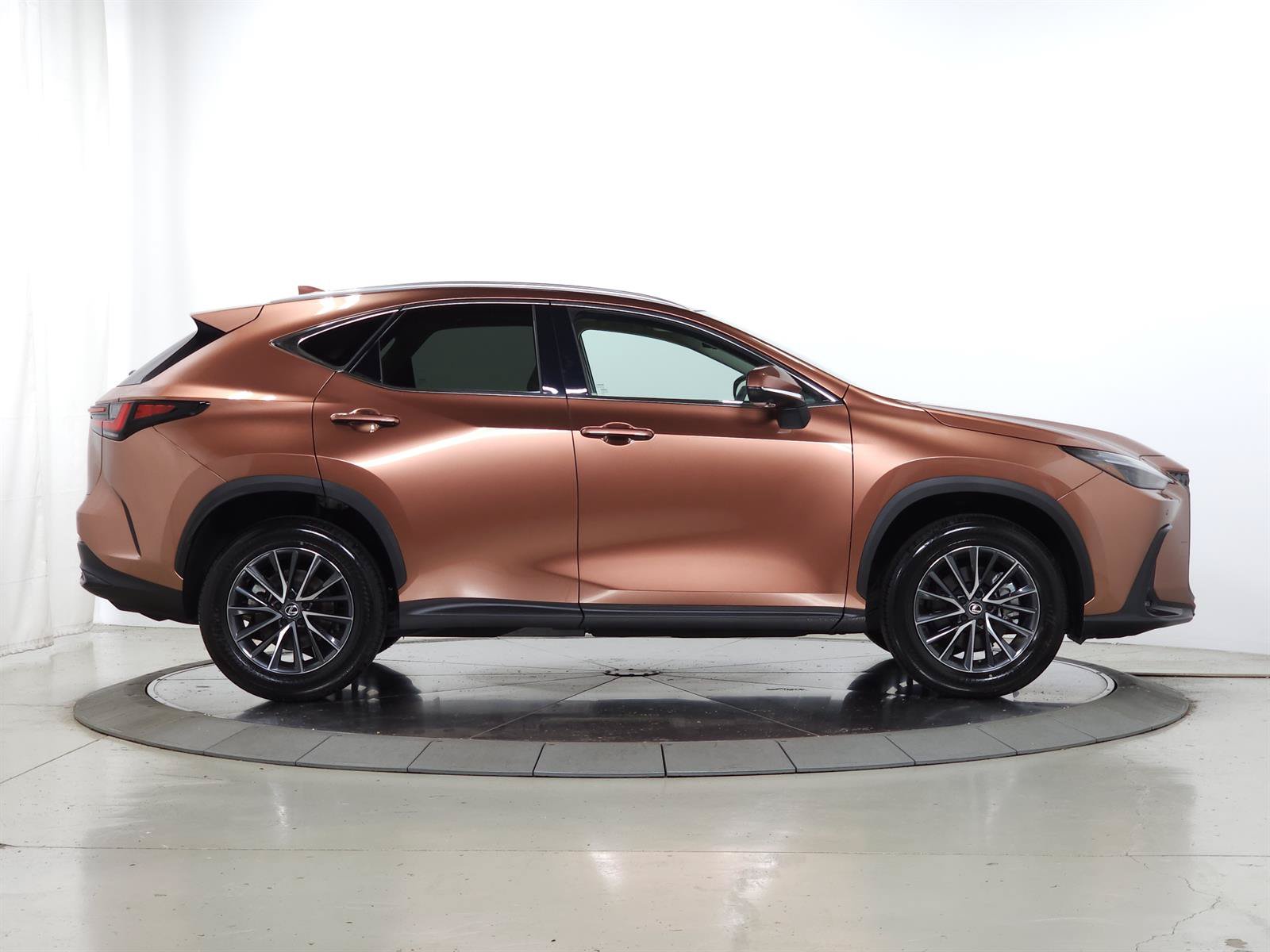 Certified 2025 Lexus NX 350 AWD w/ Accessory Package (K3) image 12