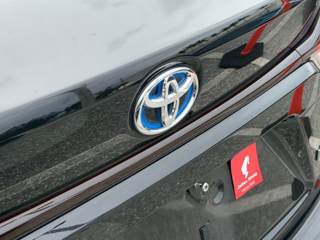 Used 2024 Toyota Corolla LE FWD image 8
