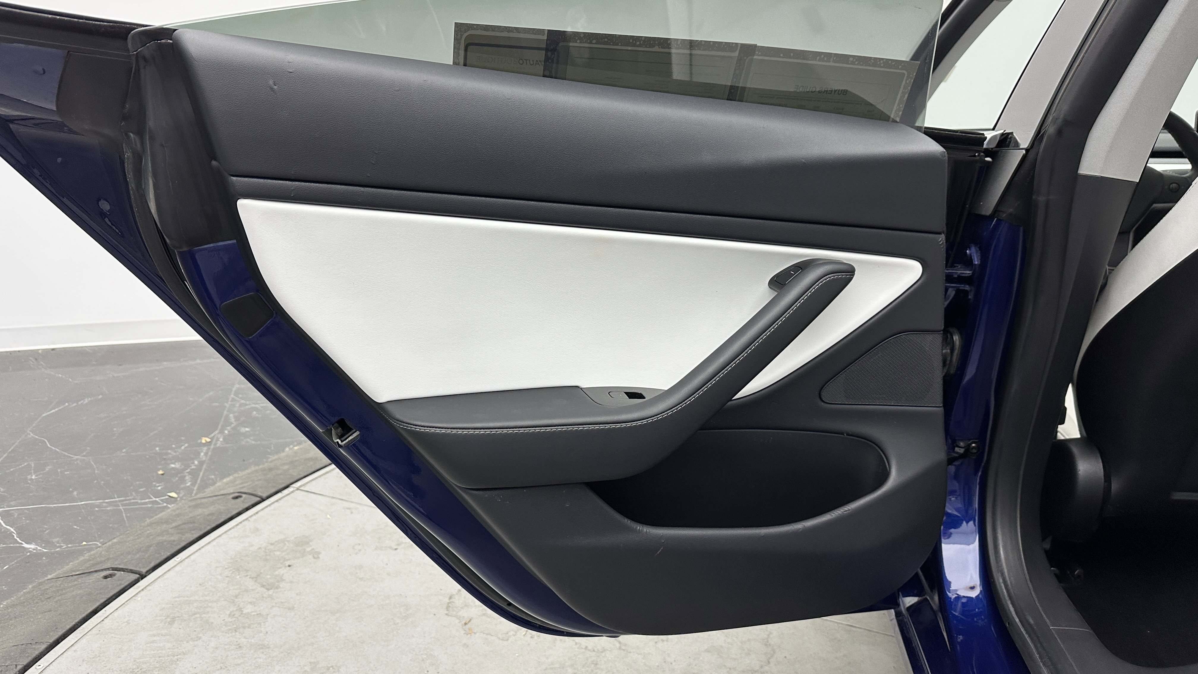 Used 2020 Tesla Model 3 Standard Range Plus image 28