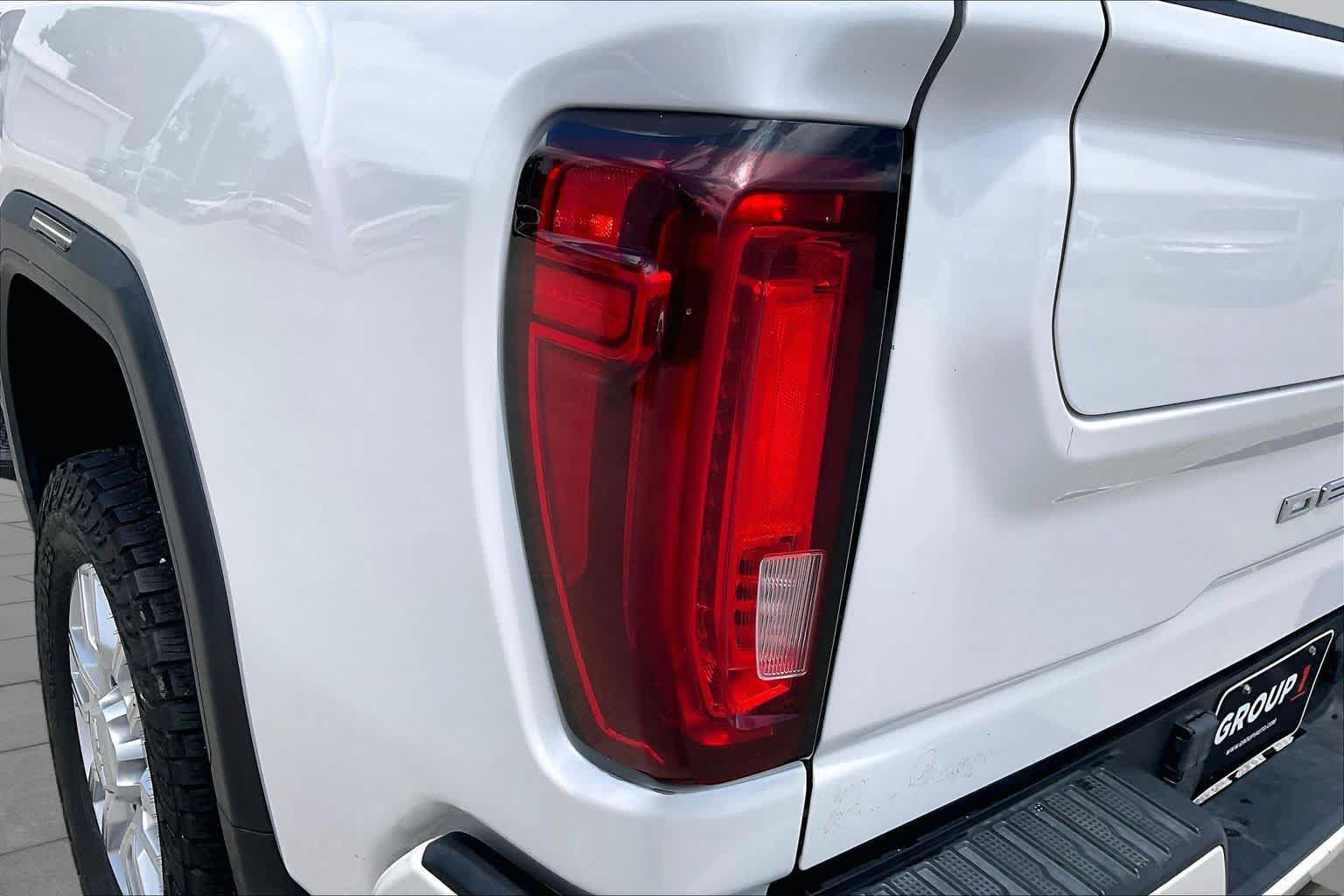 Used 2022 GMC Sierra 2500 Denali w/ Technology Package AWD/4WD image 28