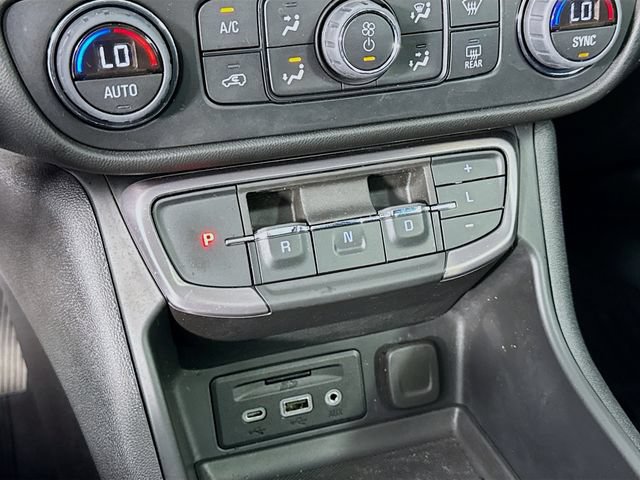 Used 2022 GMC Terrain AT4 w/ Infotainment Package II AWD/4WD image 19