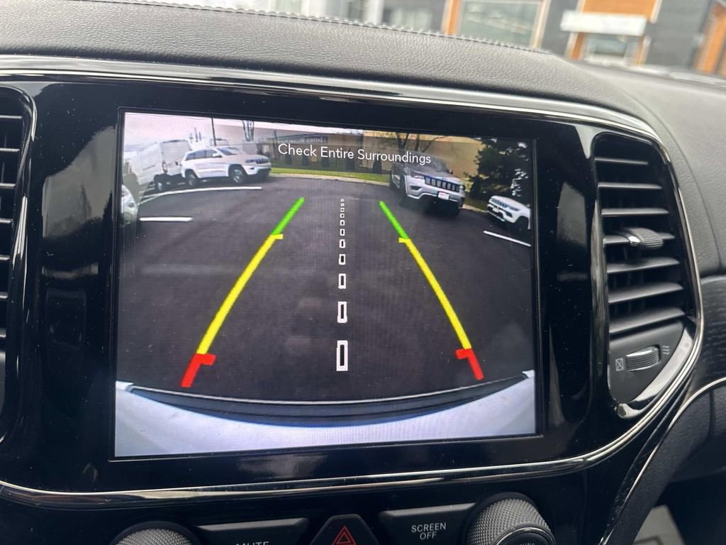 Used 2020 Jeep Grand Cherokee High Altitude image 14