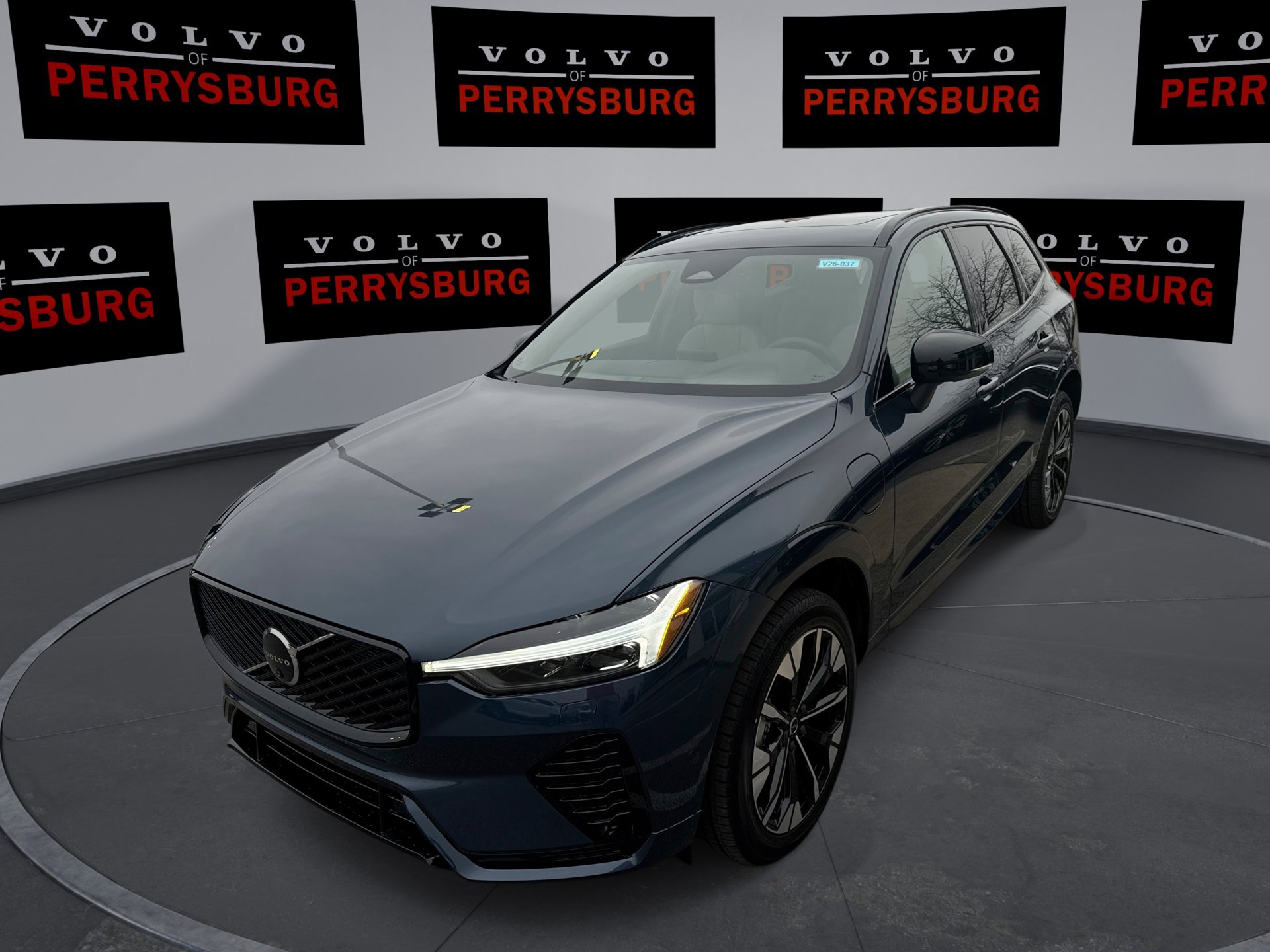 New 2026 Volvo XC60 T8 Plus w/ Protection Package Premier image 1