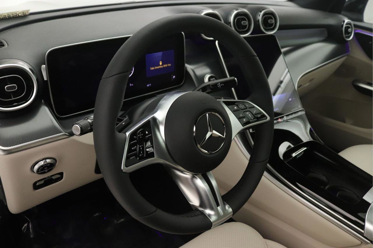 New 2026 Mercedes-Benz GLC 300 image 4