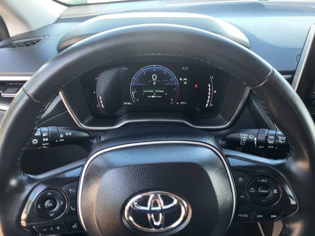 Used 2025 Toyota Corolla Cross XLE FWD image 15