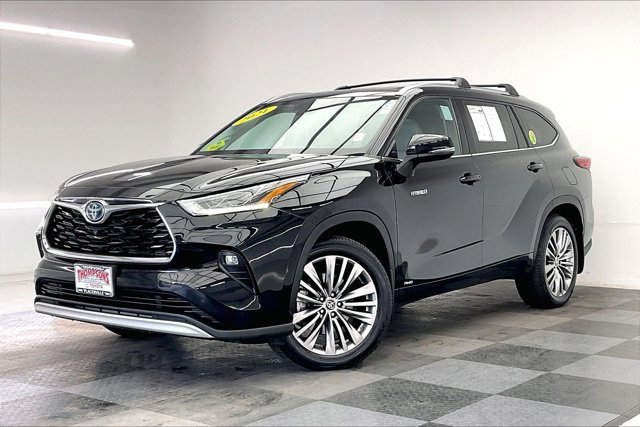Used 2021 Toyota Highlander Platinum image 12