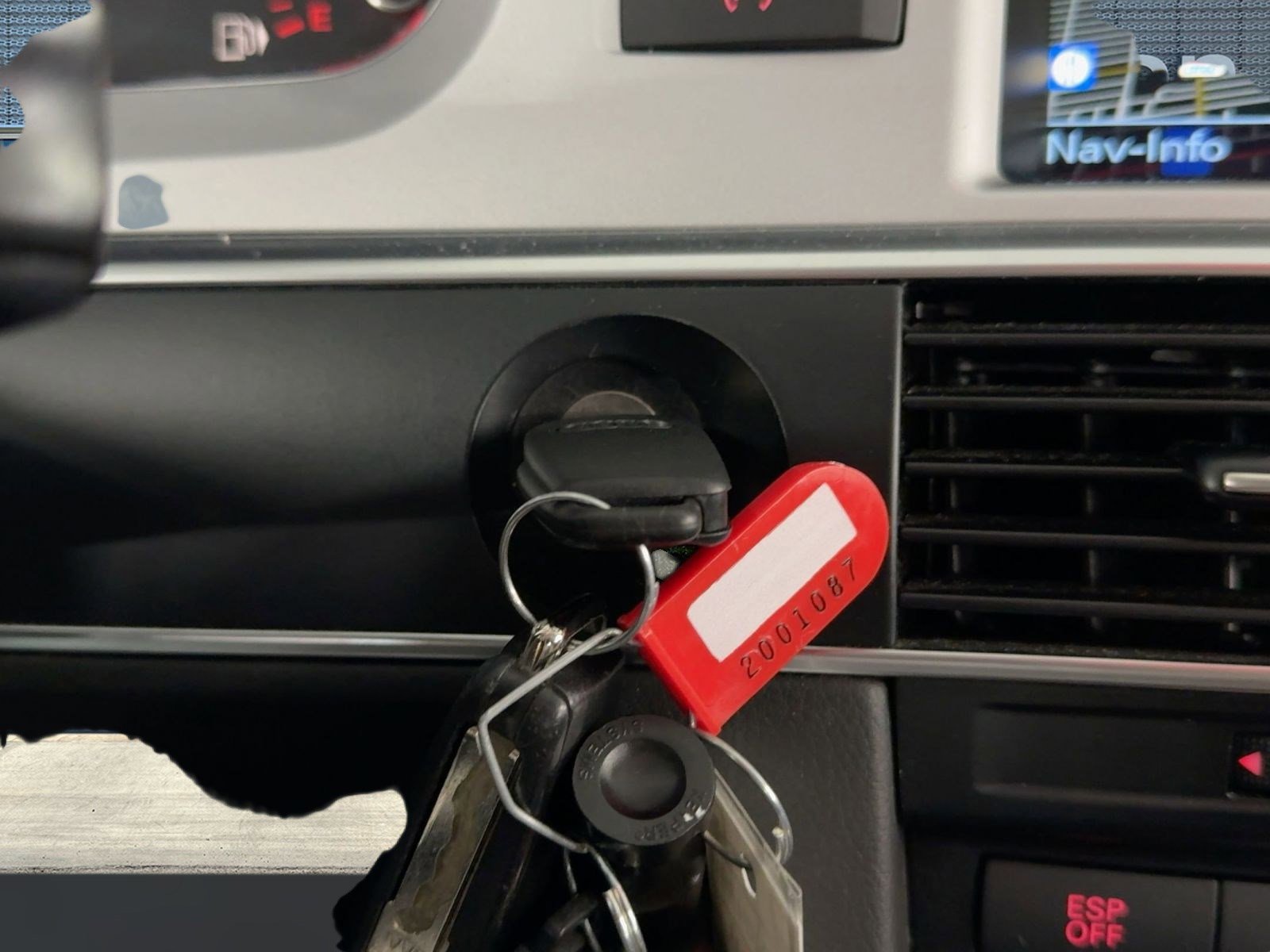 Used 2011 Audi A6 3.0T Premium Plus image 24